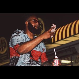 Meet your Posher, Deandre